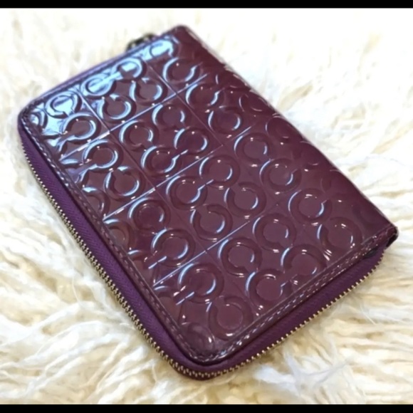 Coach embossed leather planner - Picture 9 of 12